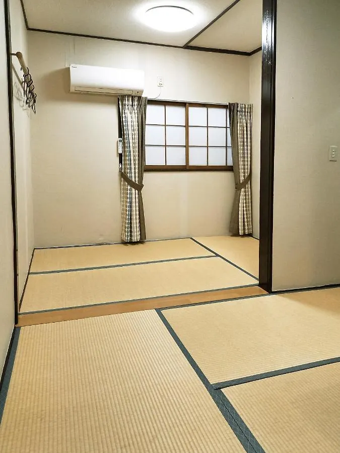 Ryokan Hotel House Lee Tokyo Japan